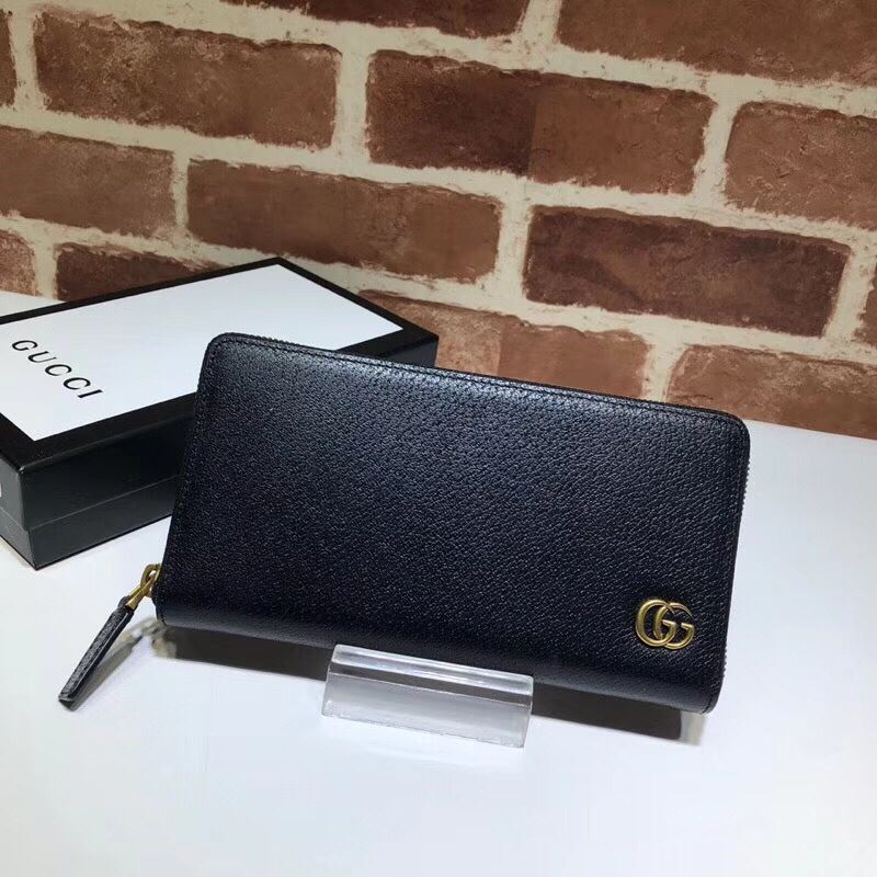 G*u*i wallets & purse